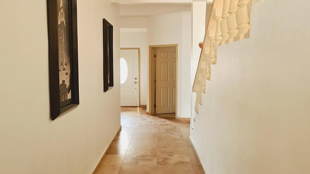 The Suites At Rocky Point 2 외부 사진